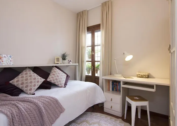 Chezmoihomes Alhambra Penthouse *